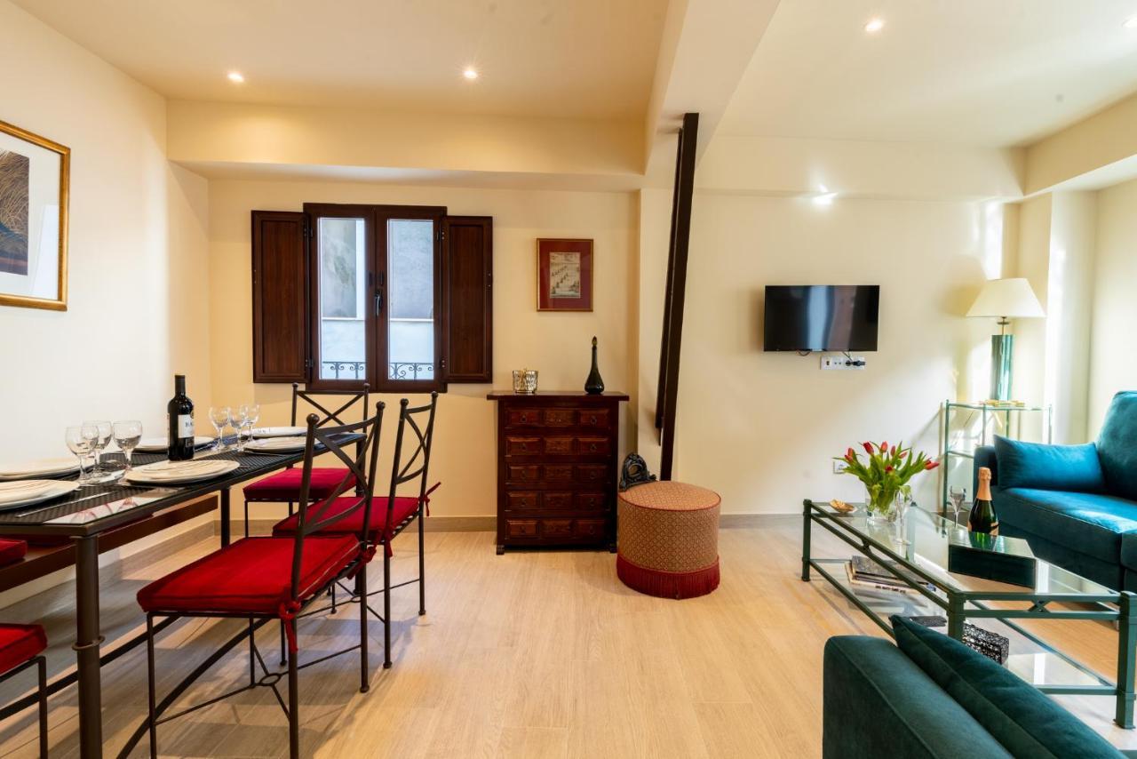 Holi-Rent Pimienta Villa Seville Luaran gambar